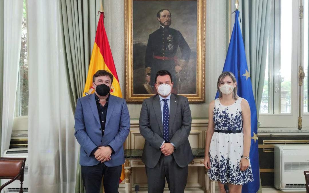 Teruel Existe se reúne con el Secretario de Estado de Política Territorial y Función Pública para afrontar el reequilibrio territorial./Teruel Existe