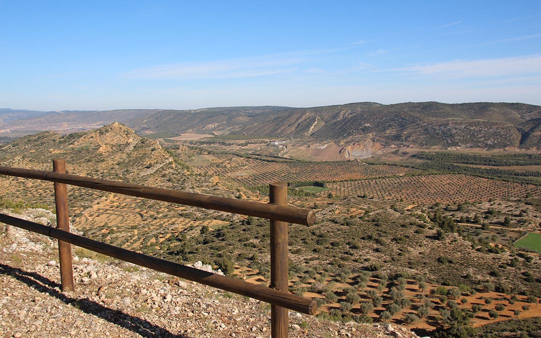 Val de Ariño desde el Mirador del Carnicero en Alloza
