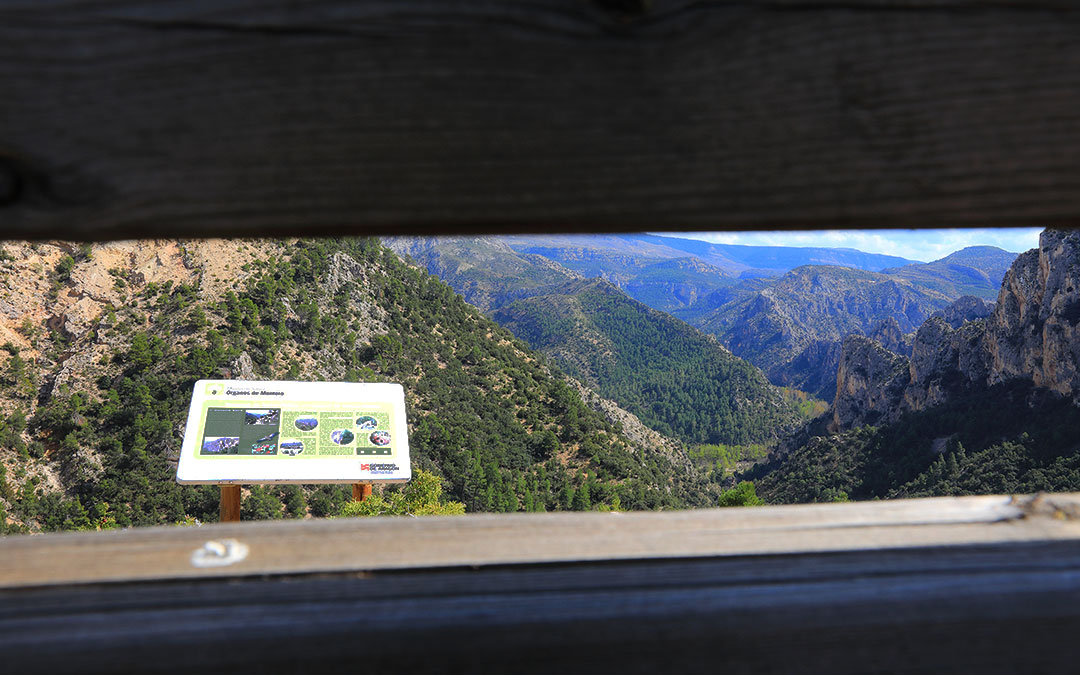 Visionado de los Órganos de Montoro desde el Mirador de Cueva Muñoz en Ejulve