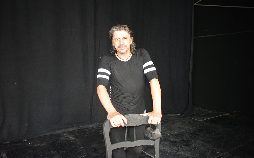 Miguel Ángel Berna antes de su espectáculo en el Anfiteatro Pui Pinos./I.M.