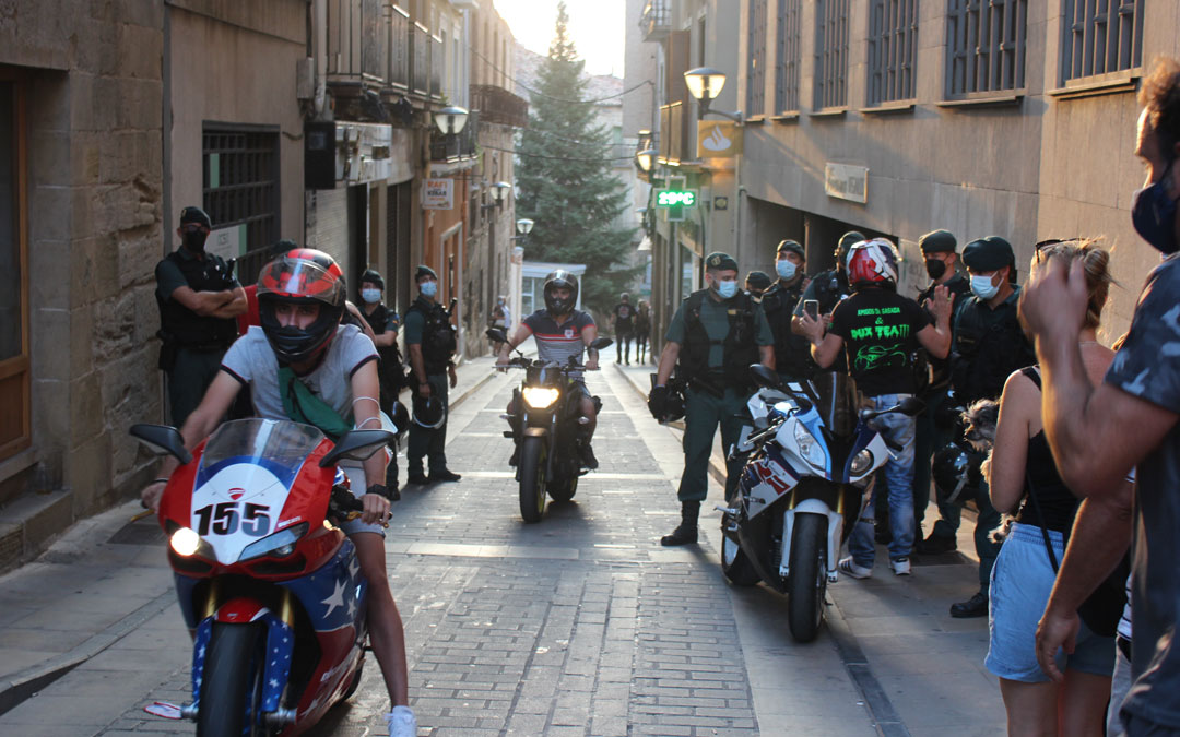La plaza de España al final de la tarde del sábado de MotoGP. / L.C.