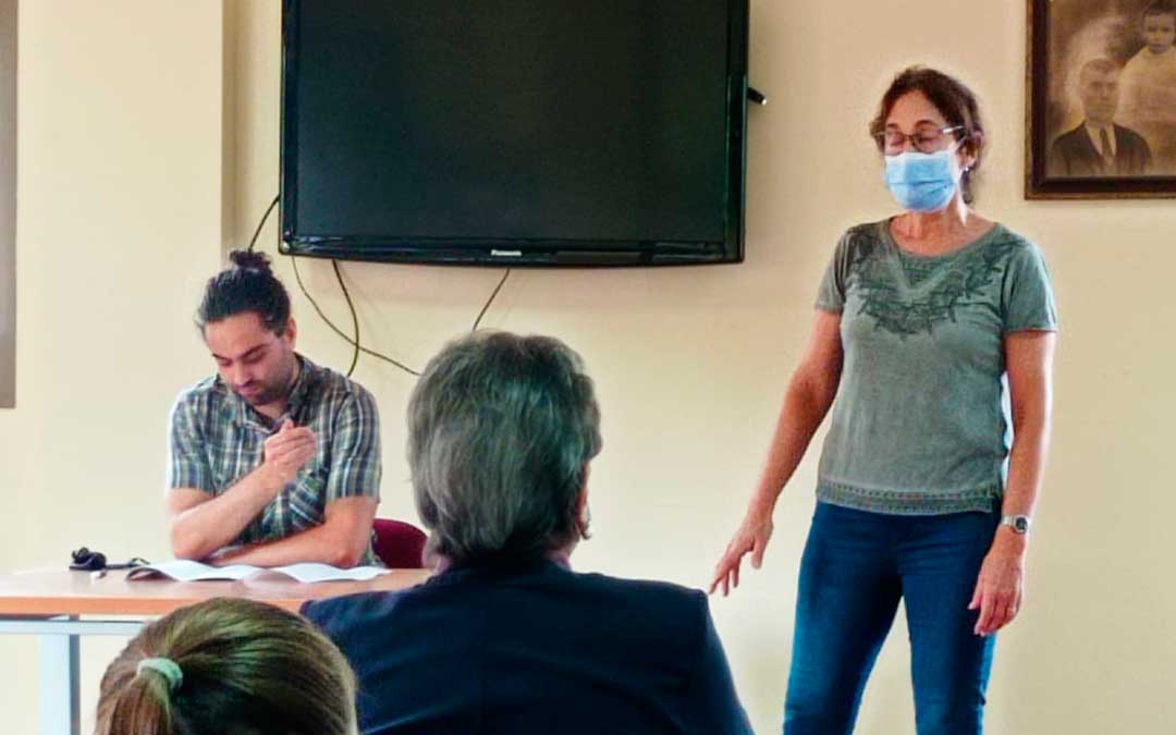 Marcos Micolau y la alcaldesa Gloria Serrat presentaron el proyecto.