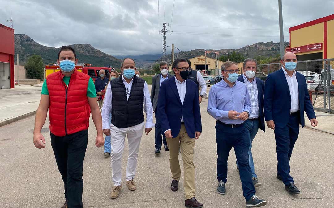 Visita realizada por los representantes del Partido Popular a las localidades de Montalbán y Muniesa./PP