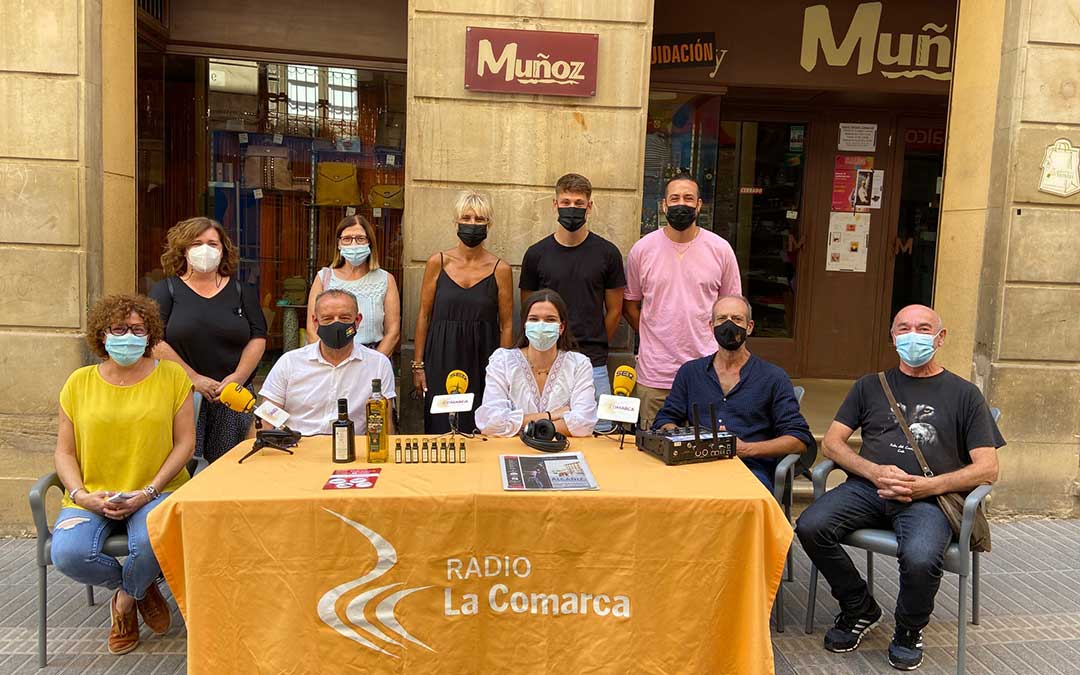Invitados al programa especial emitido con motivo de las 'No fiestas' de Alcañiz./ L.C.