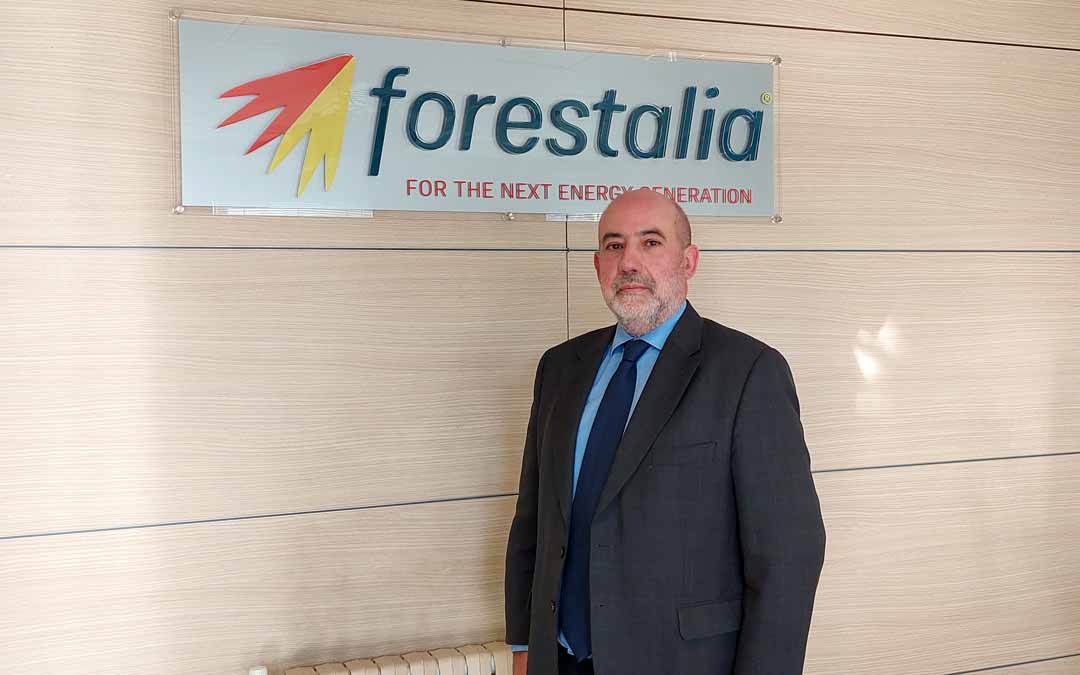 Reyero afirma que la inversión es similar a todo el PIB de la provincia./ J.L.