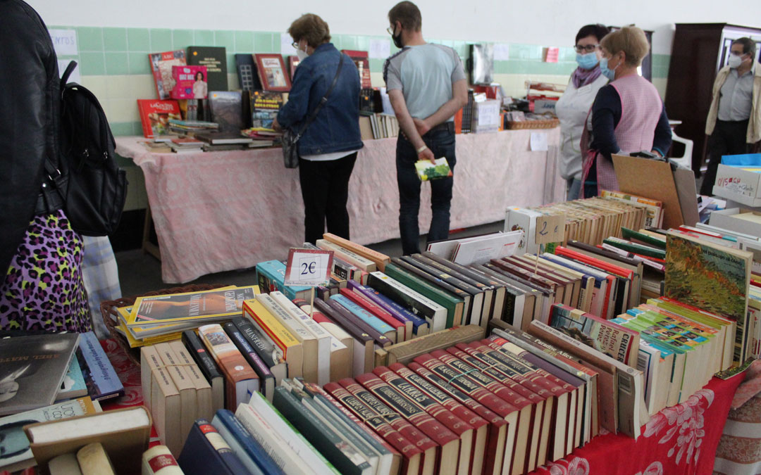 La parte de los libros y música es otra de las concurridas. / B. Severino