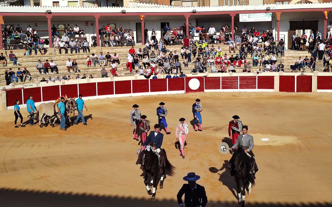 Tarde de rejones en Calanda con Sergio Domínguez y Pablo Donat. / Alberto Gracia