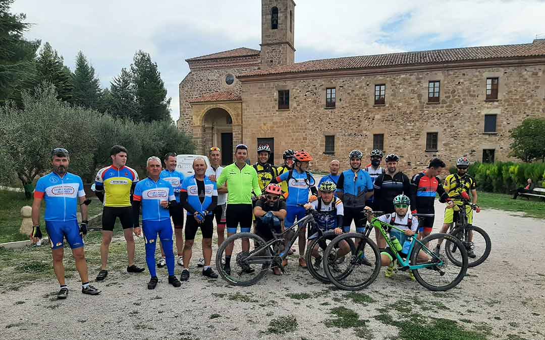 Los ciclistas participantes han podido disfrutar de una jornada de convivencia./Javier Murillo.