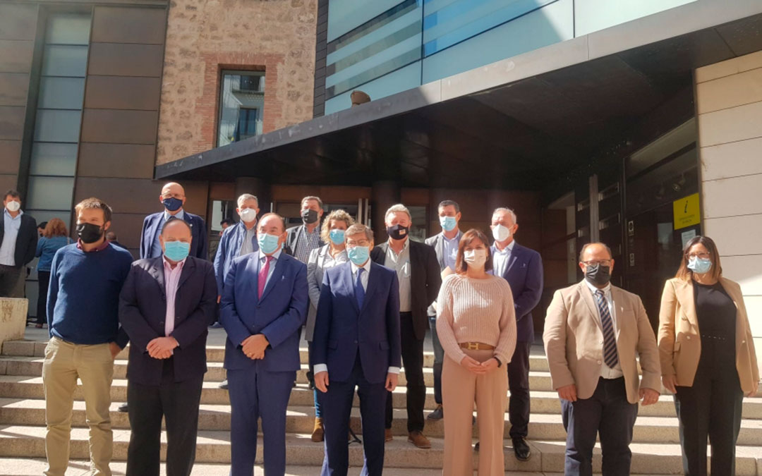 Firma de los protocolos de colaboración entre las comarcas turolenses y DGA./ Gobierno de Aragón