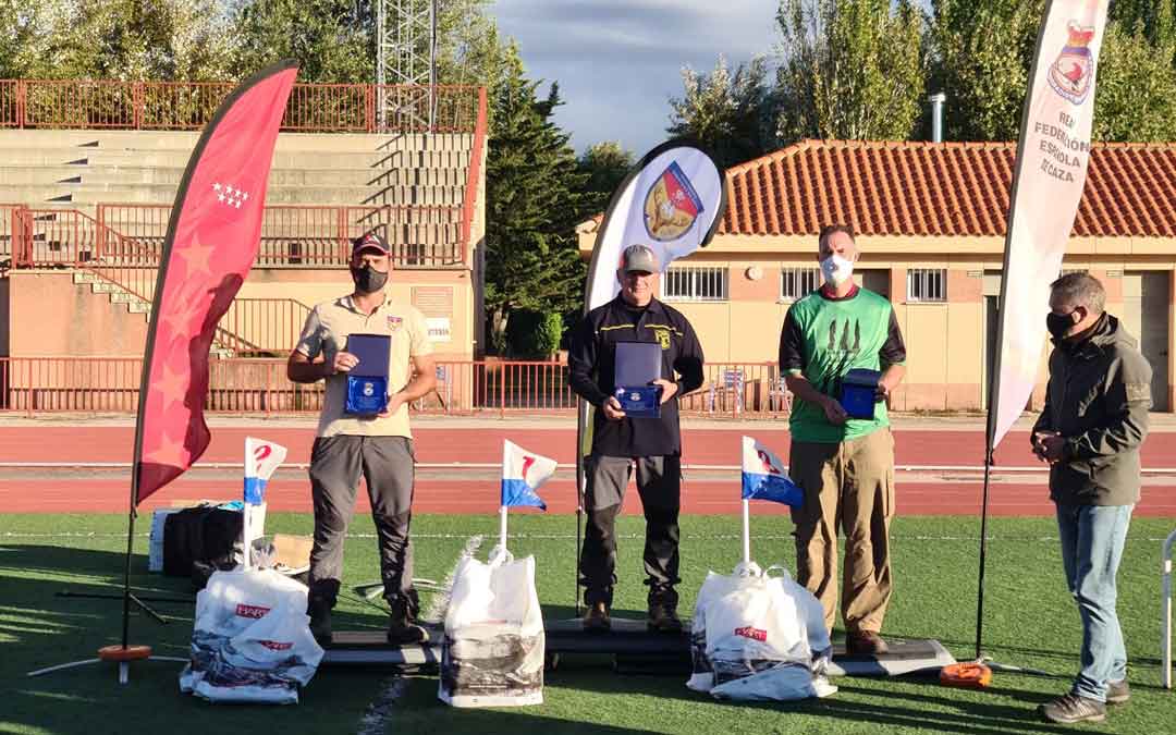 Paco Marín en el primer cajón del podio en Valdemorillo. Foto. RFEC