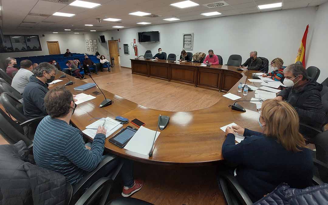 La sesión plenaria volvió a ser presencial aunque se mantuvieron algunas medidas de distanciamiento y prevención. J.L.