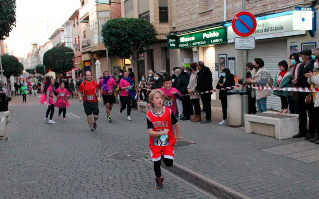 Un niño durante la carrera de Andorra./ José Antonio Hidalgo Linares