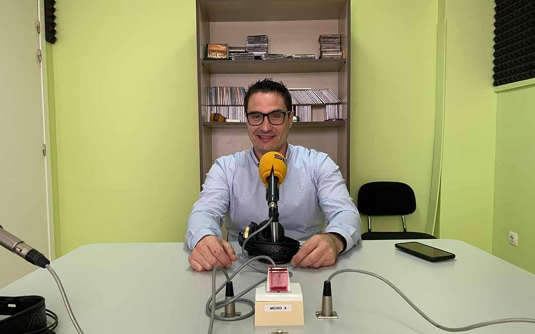 Cristian Poblador, líder de Ciudadanos en Caspe y presidente comarcal, en Radio Caspe / E.P