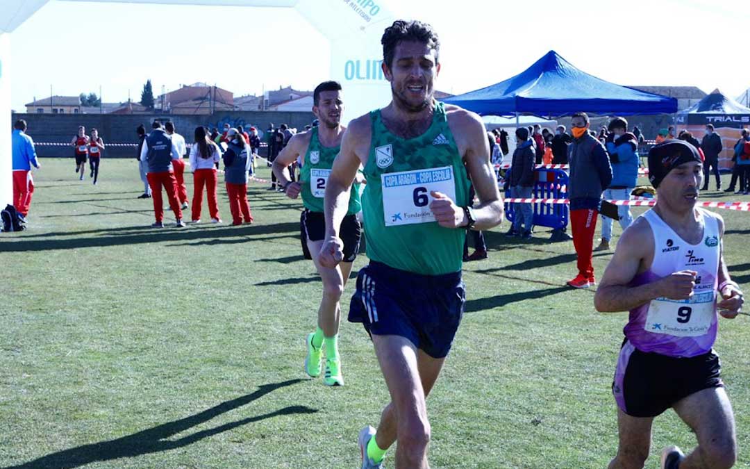 Alberto Sábado con los colores de Stadium Casablanca en el cross de La Almunia. Foto. Club Olimpo