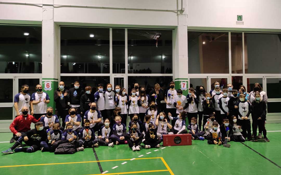 Componentes del Club Datchball Caspe que participaron en Panticosa. Foto: F.C.