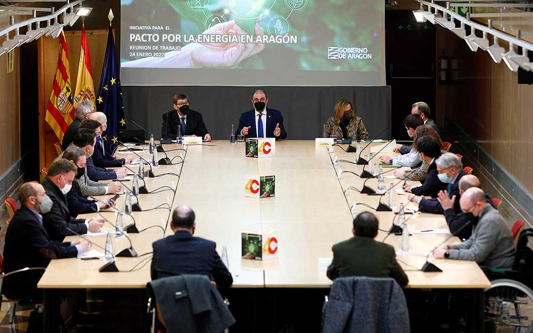 Reunión de trabajo de la iniciativa para el Pacto por la Energía en Aragón este lunes / DGA