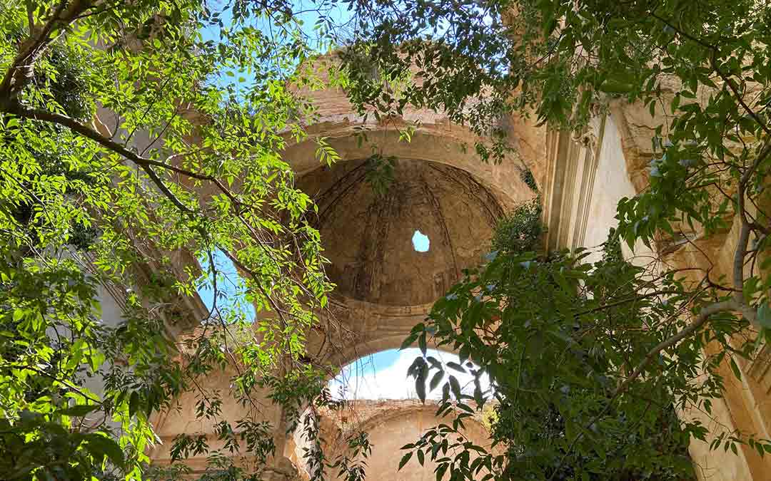 Estructura dañada del Convento del Desierto en Calanda/Alicia Martín