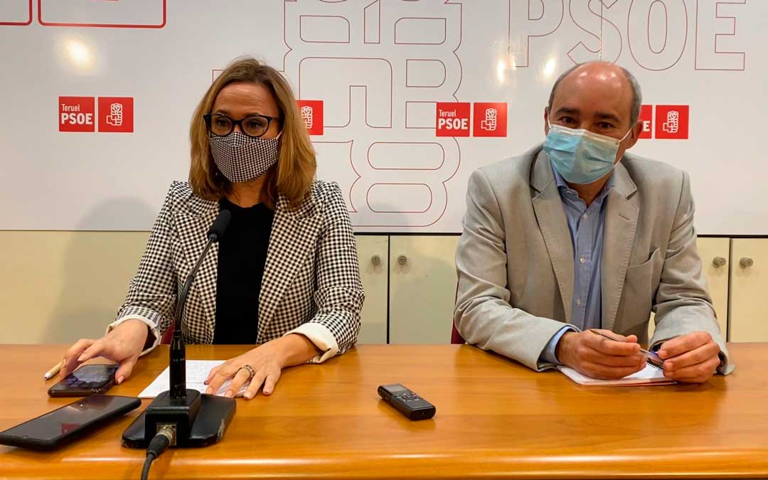 Mayte Pérez, Secretaria General, y Javier Baigorri, Secretario de Organización del PSOE Teruel/ PSOE Teruel