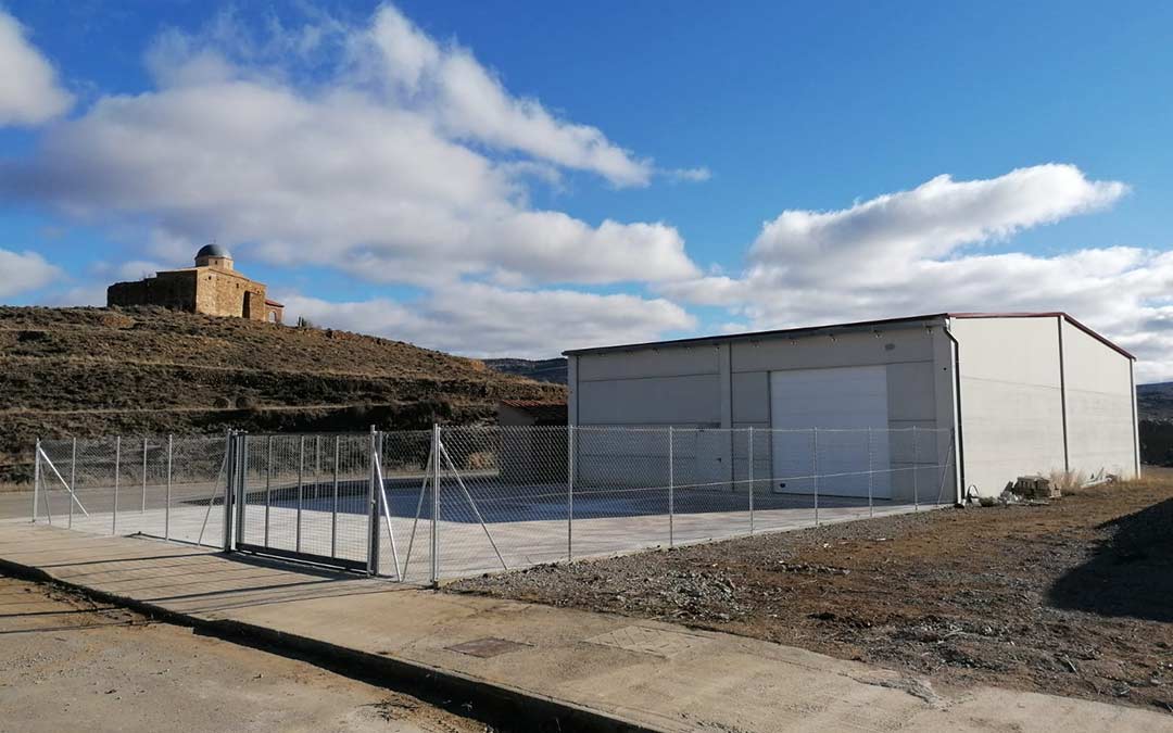 Exterior de la nave acondicionada./Ayuntamiento Villarroya de los Pinares