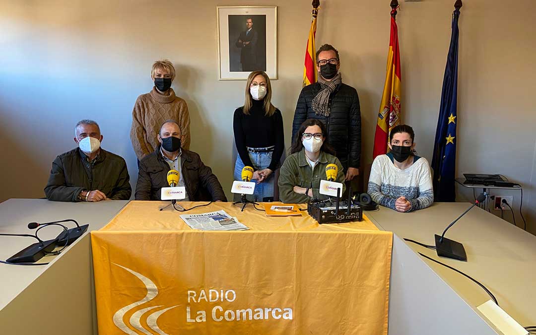 Invitados al programa especial de Radio La Comarca en Alcorisa./ L.C.