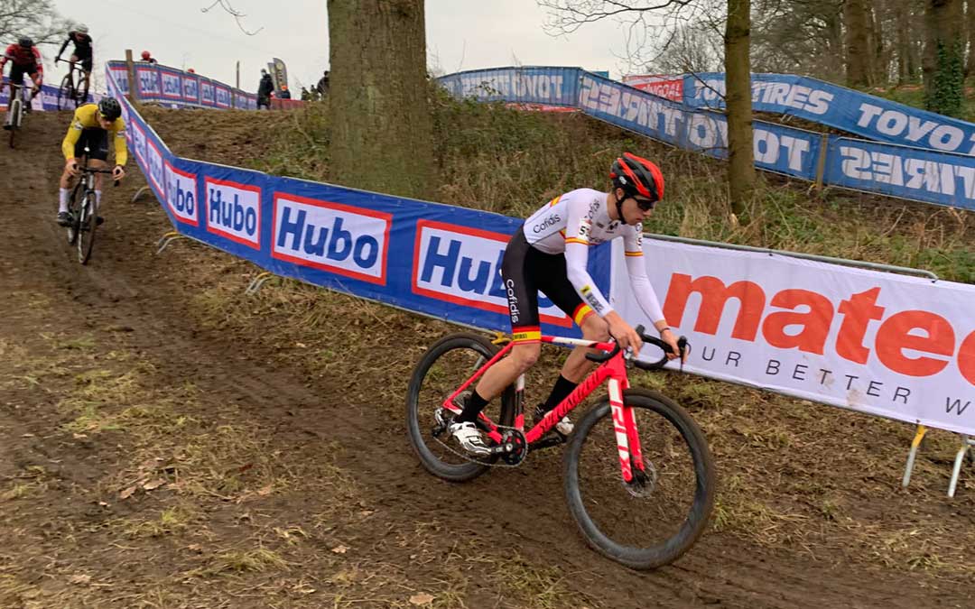 Javier Zaera el domingo, durante la prueba en Países Bajos./ Federación Aragonesa de Ciclismo