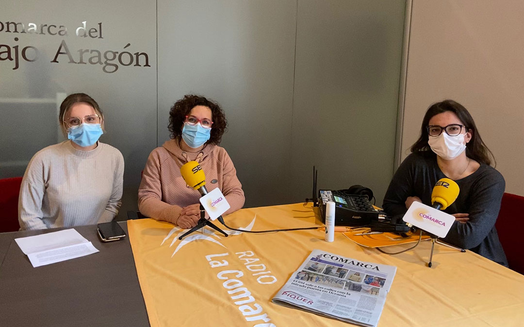 Dos de las invitadas al programa especial de Radio La Comarca emitido desde la sede de la Comarca del Bajo Aragón con motivo del 8M./ L.C.