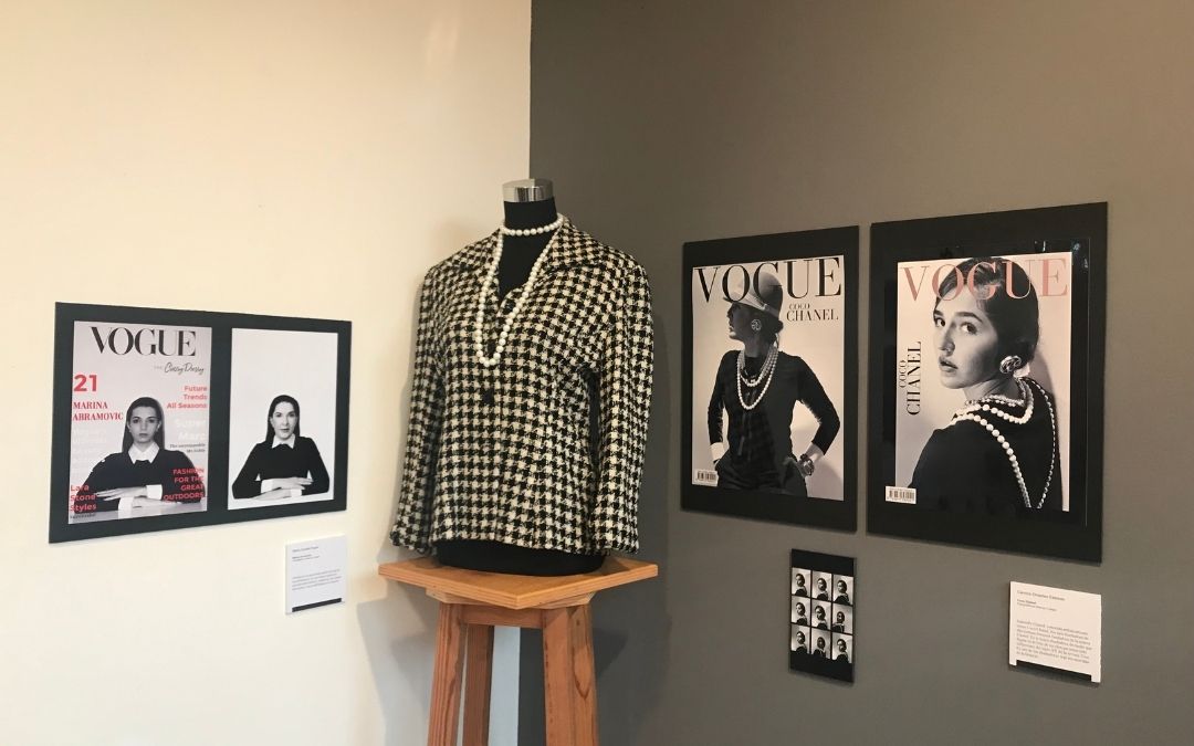 Los alumnos imitaron a grandes iconos del arte, siempre con un guiño personal.