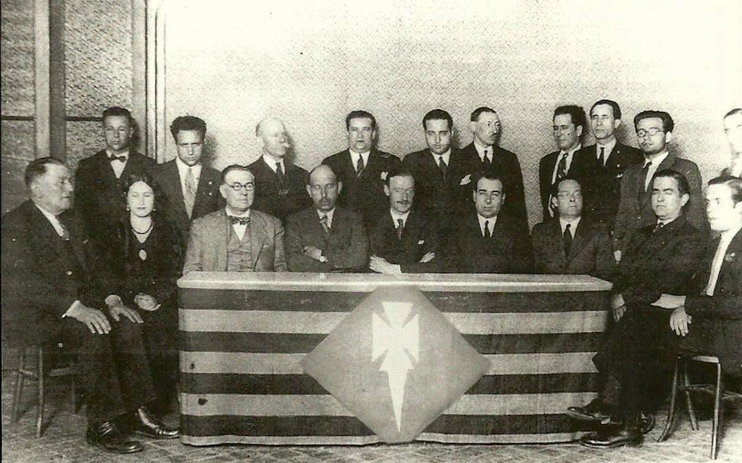Juntas Directiva y Consultiva del Centro Aragonés de Barcelona en 1914./ Fundación Gaspar Torrente
