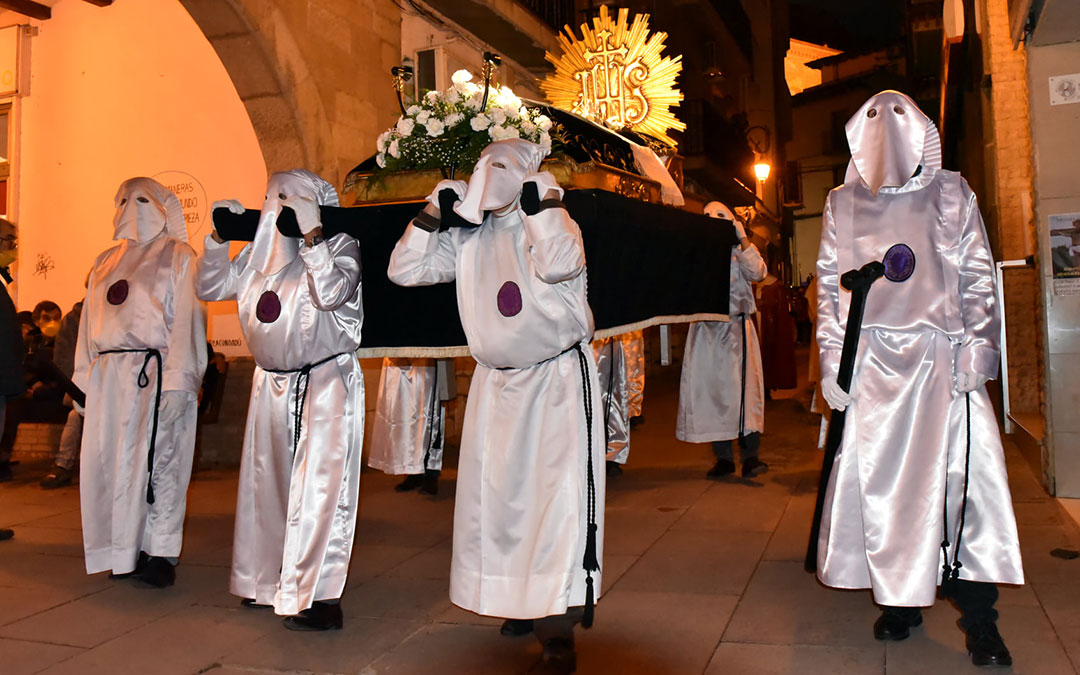 La procesión a la entrada de la Plaza de los Arcos./ Tomás Montero