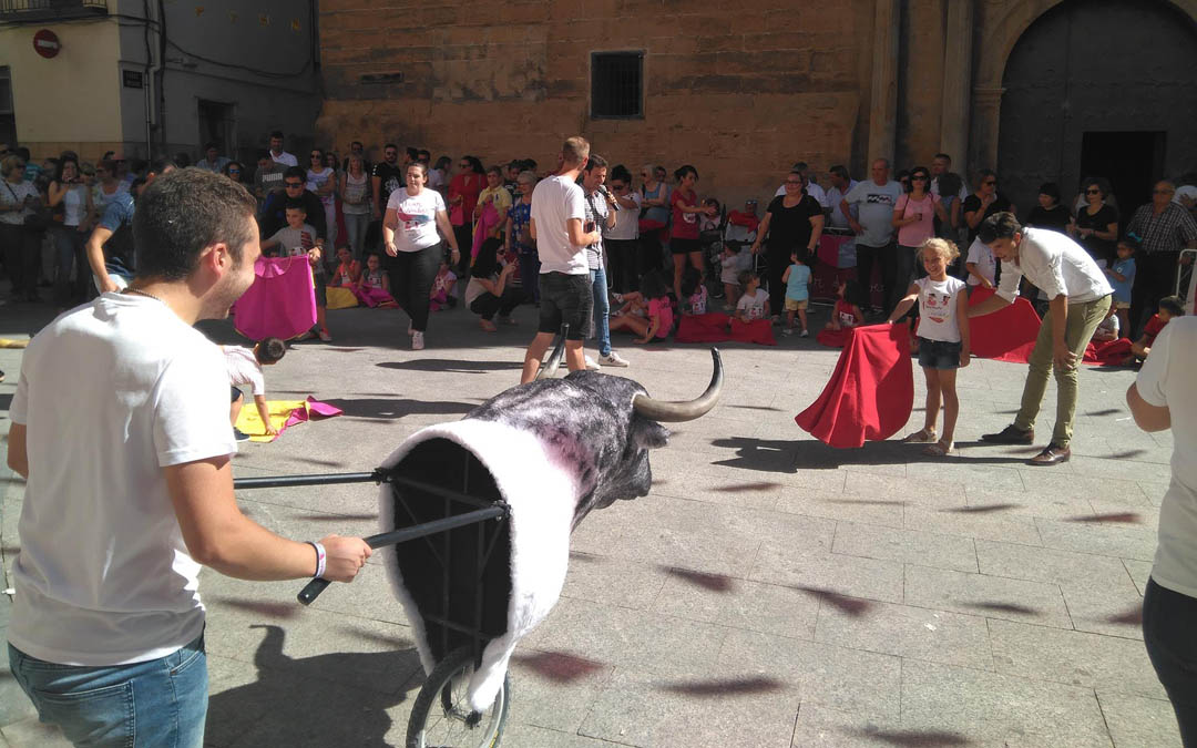 Desde la asociación organizan actividades también para el público infantil en la propia localidad./ Peña Taurina
