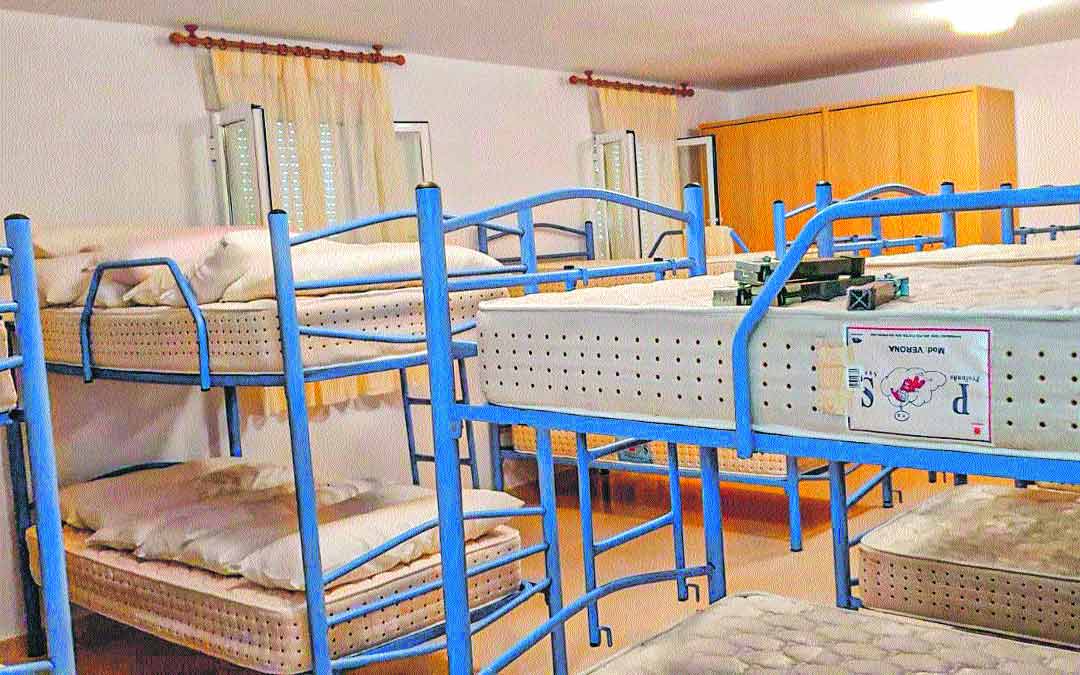 El Ayuntamiento ha reformado toda la zona de camas y ropa de hogar y también parte del mobiliario para restituir los destrozos de la anterior gestora./ L.C.