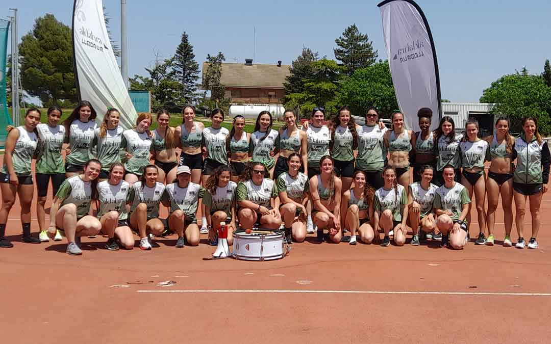 Las componentes del club leridano de atletismo. Foto. J.S.