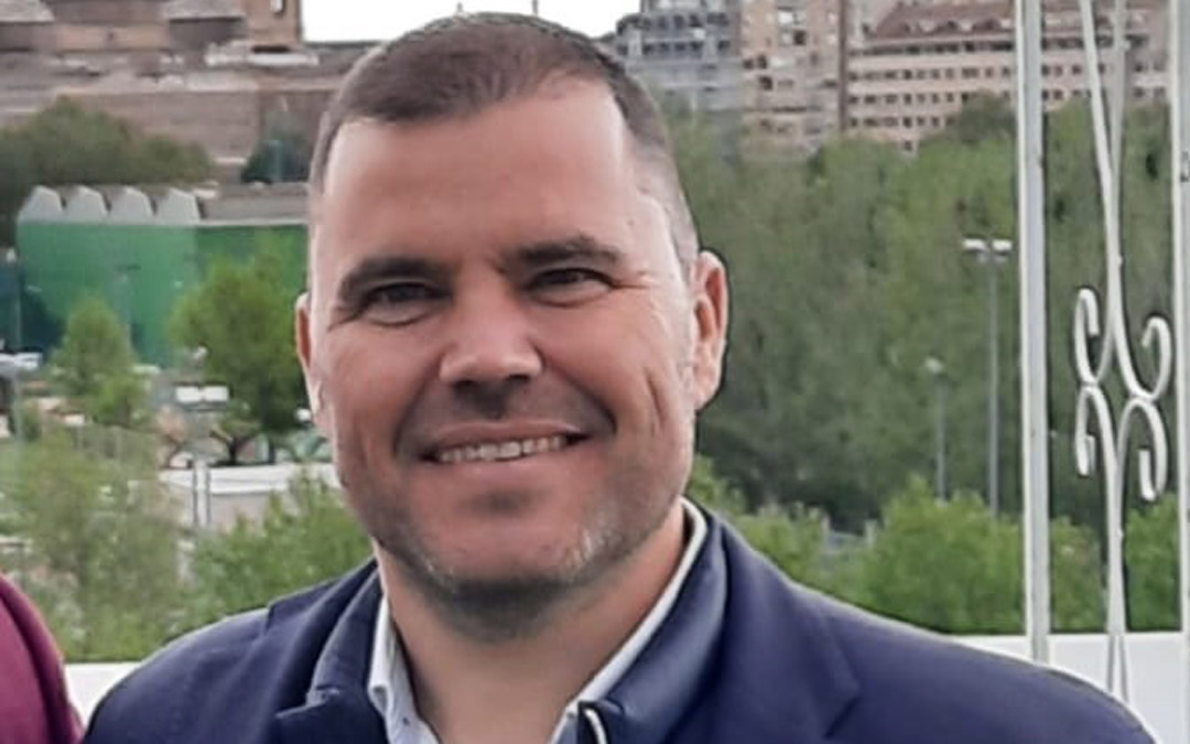 Diego Soro es delegado en varias plazas de toros y presidente de la Peña./ L.C.