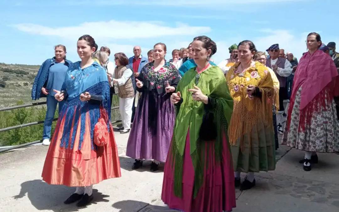 Baturras en la celebración./Facebook Amigos de Bordón