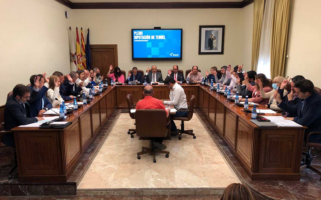 Pleno de la Diputación de Teruel del mes de mayo./ DPT