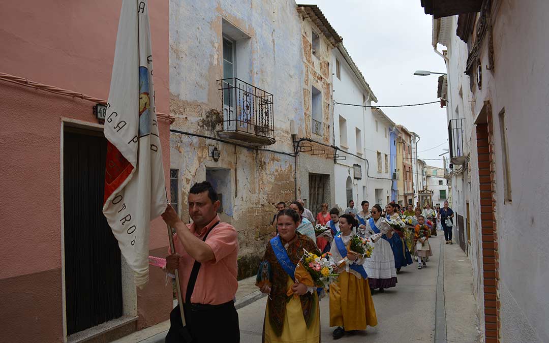 Procesión por las calles de Samper./I.M.