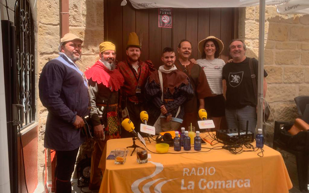 Integrantes del programa especial de Radio La Comarca sobre la XXV Conmemoración del Compromiso de Caspe./ La Comarca