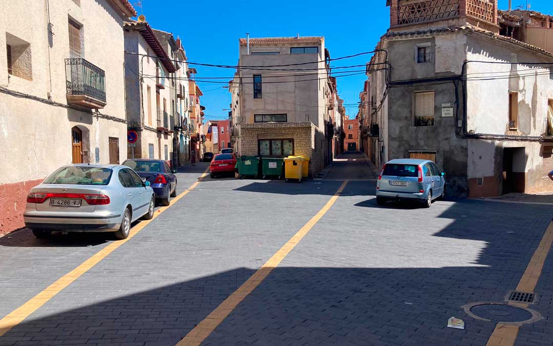 La Plaza Matea de Caspe ya luce su nuevo pavimento /Ayto. Caspe