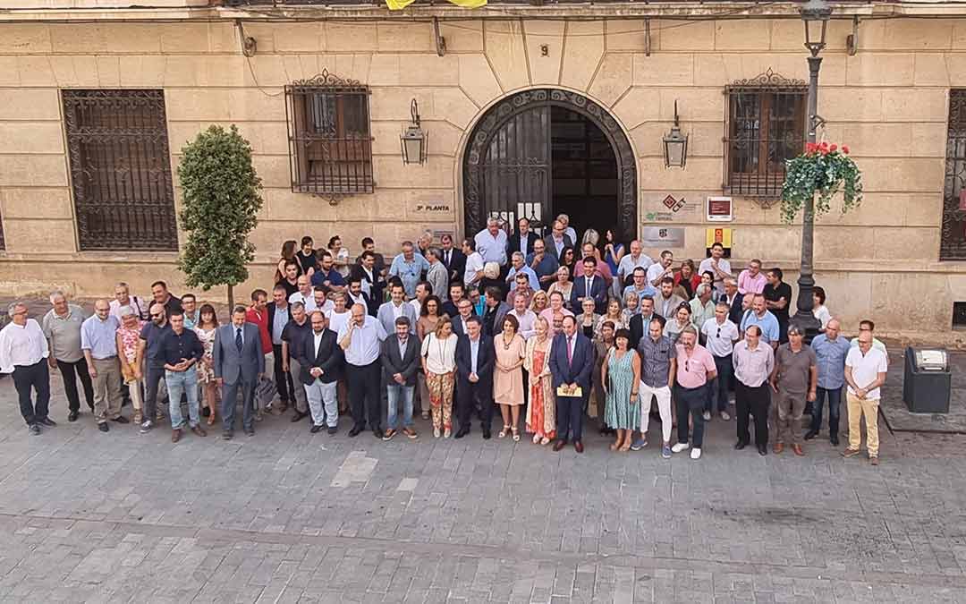 Archivo. Reunión de agentes sociales y políticos para firmar un manifiesto conjunto reinvidicando las ayudas el pasado junio./CEOE CEPYME