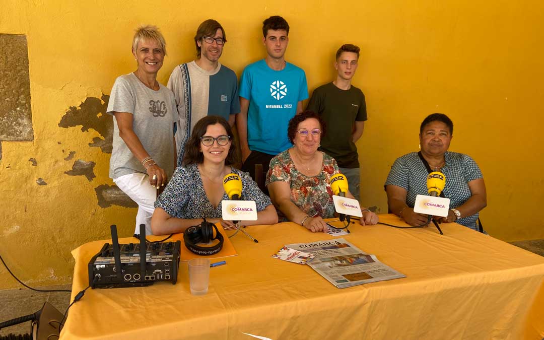 Participantes en el programa especial realizado este viernes de Mirambel / A.M.