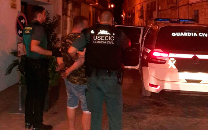 Detenido un hombre en Nonaspe por amenazar a un vecino y disparar con ...