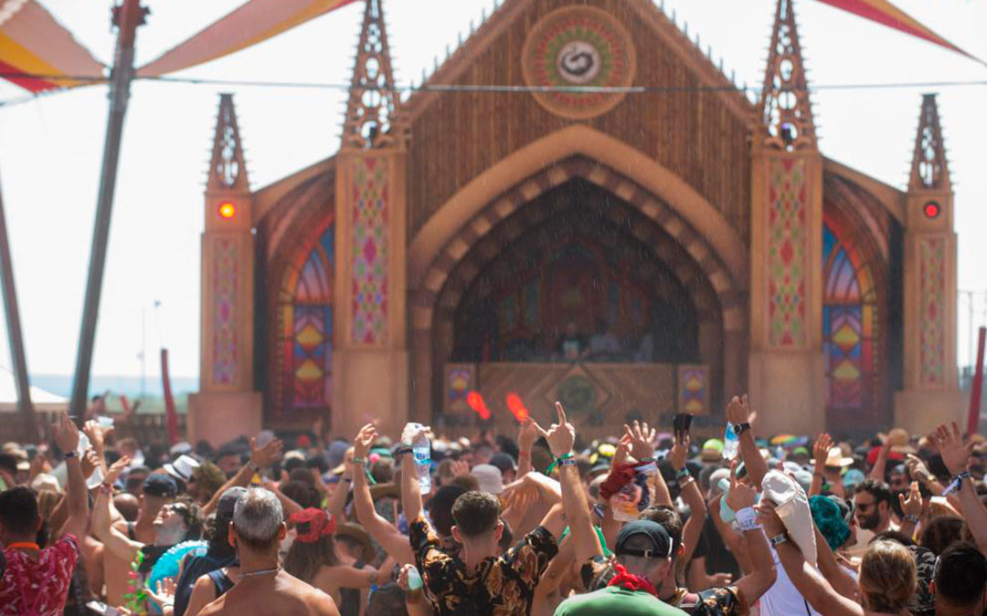 La única sospecha de pinchazo a mujeres detectada de momento en Aragón se produjo en el Monegros Desert Festival./ Heraldo-Francisco Jiménez