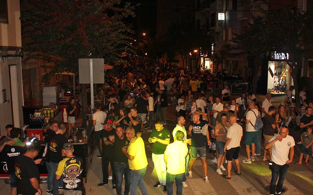 La Avenida de Aragón y otros puntos de la ciudad presentan una gran afluencia de personas./ Laura Castel.