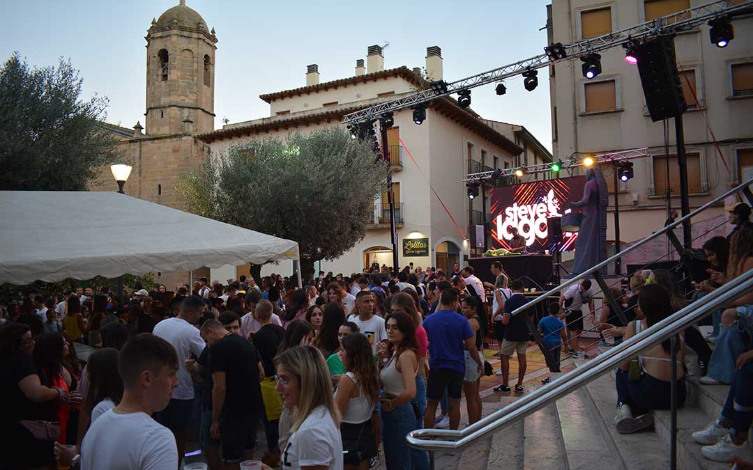 La Plaza Mendizábal ha sido uno de los epicentros de la fiesta./ Beatriz Severino.