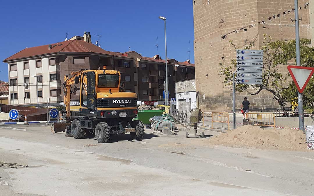 La calle Doctor Repollés se reabre al tráfico después de cuatro meses cortada por obras./ Ayto. de Alcañiz