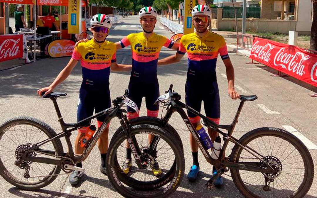 Jorge Lamiel, a la derecha, junto a sus compañeros de equipo Mario Romero e Iván Coca / I.R.