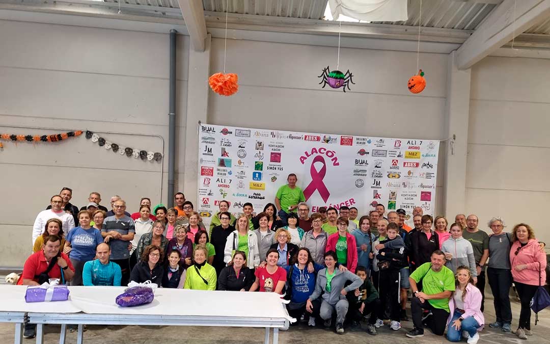 Andada popular 'Alacón camina contra el cáncer'./Interpeñas