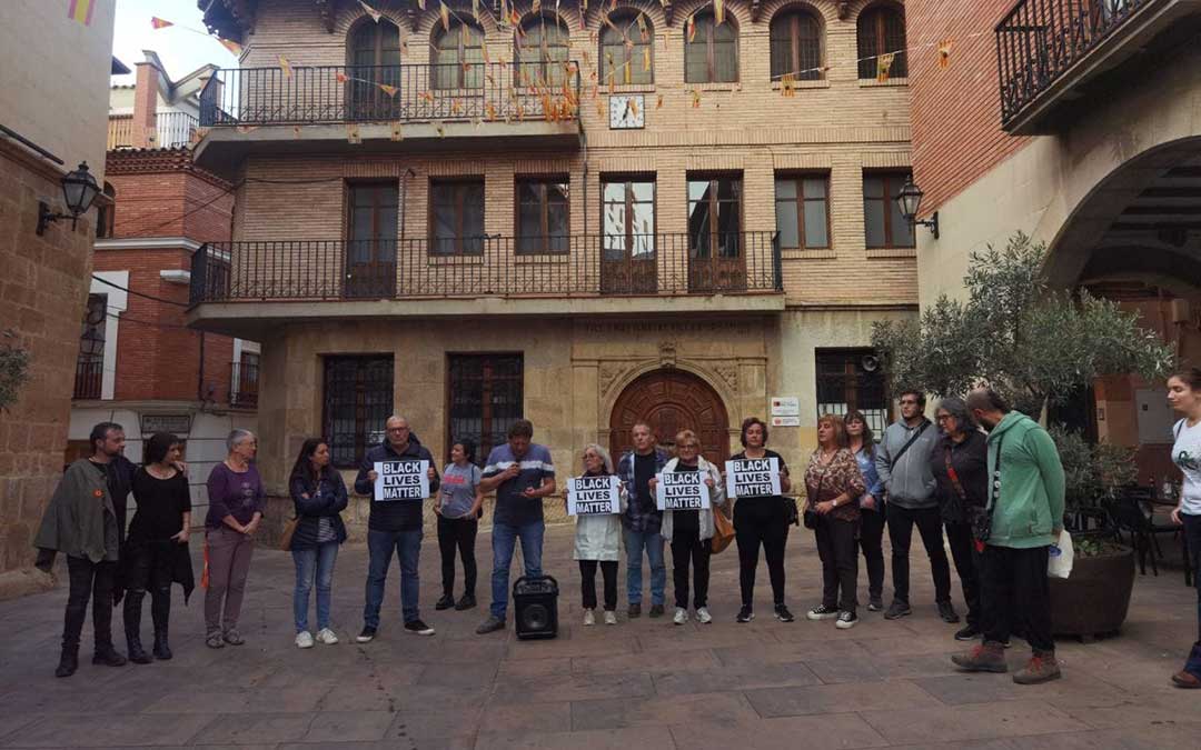 La Red de Apoyo Mutuo de Alcorisa reclamó «justicia» el sábado./ R.A.M.