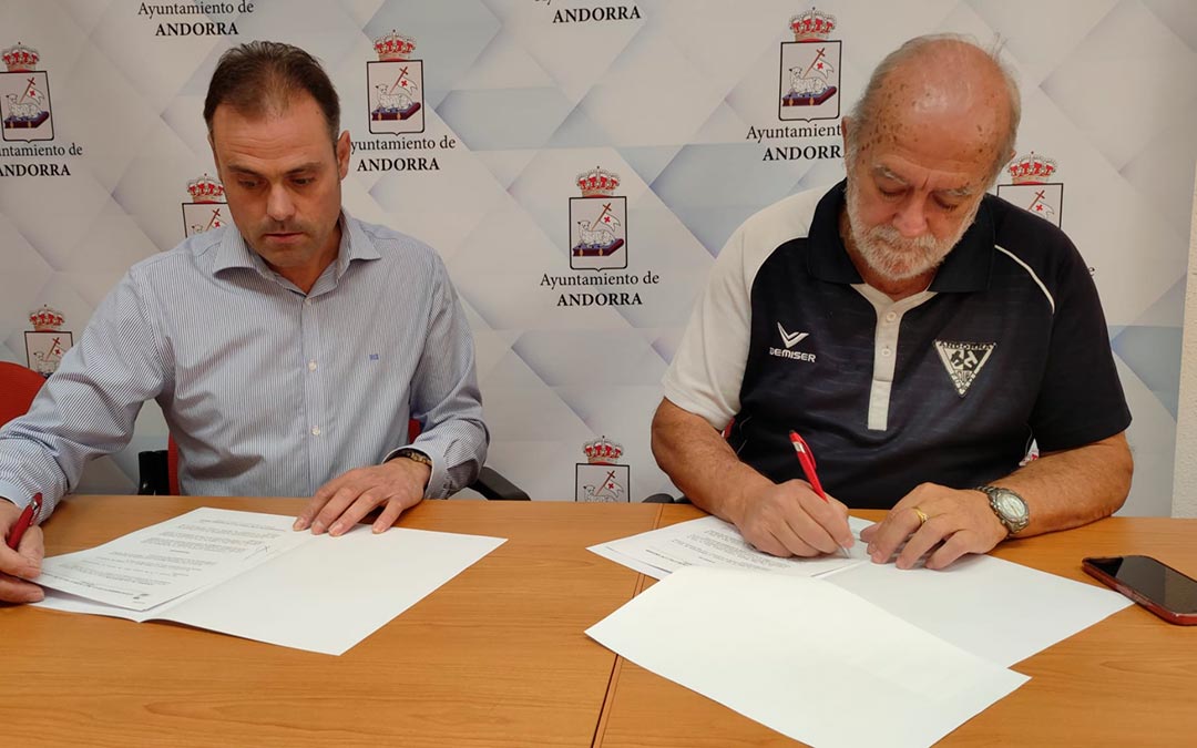 Firma de convenios con Cruz Roja./Ayuntamiento de Andorra