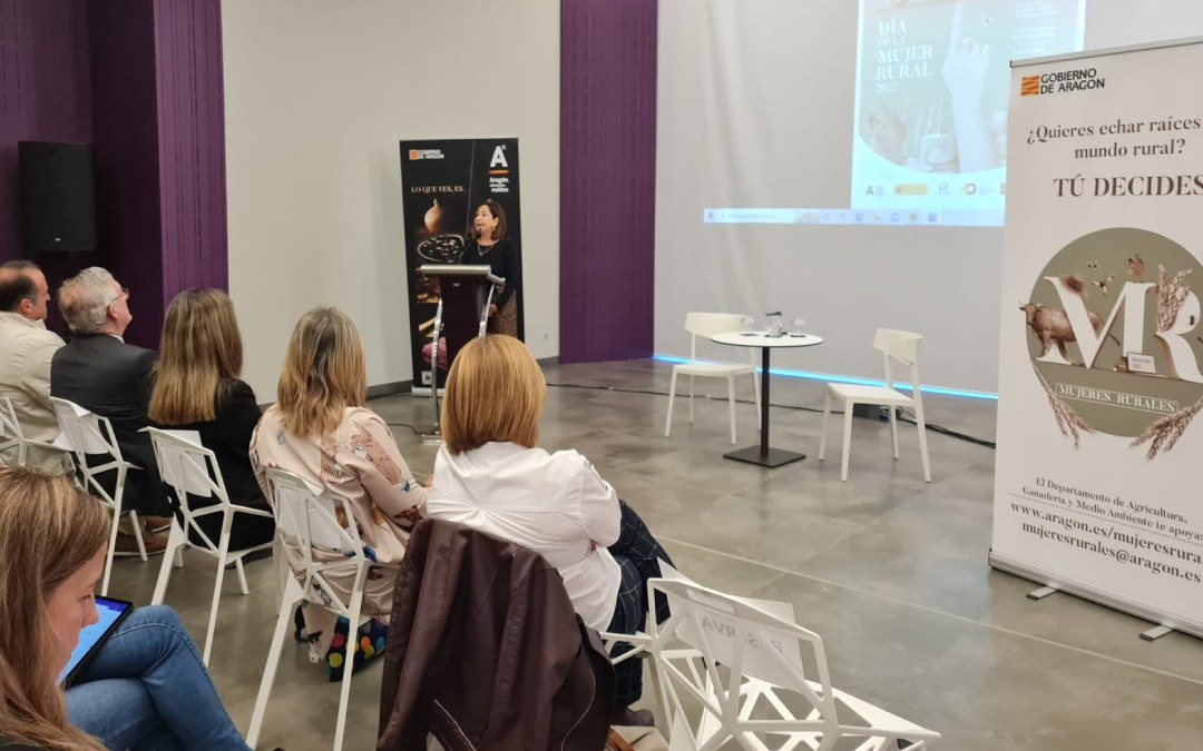 DGA celebra una jornada técnica con motivo del Día Internacional de las Mujeres Rurales en Bodegas Aragonesas (Fuendejalón), que tiene como presidenta a una mujer, Virginia Gálvez./ DGA